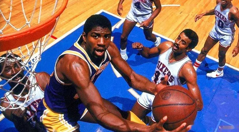 他有个习惯 他有个习惯