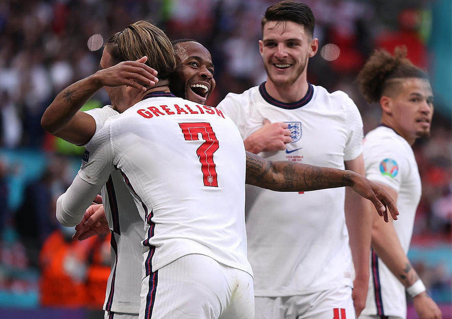 瞬间的背后 瞬间的背后