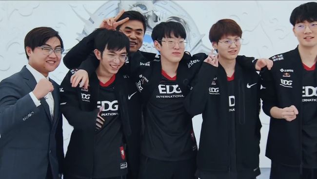 冰岛队击败 冰岛队击败