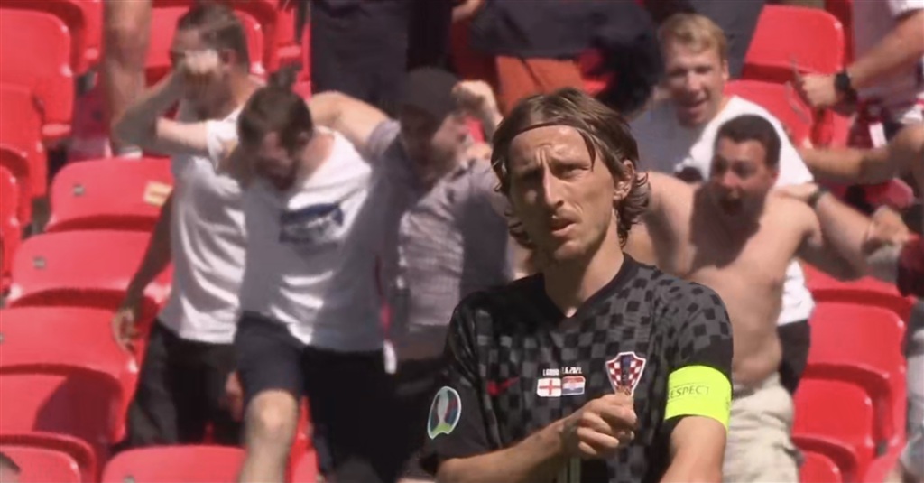 静和沉着往 静和沉着往