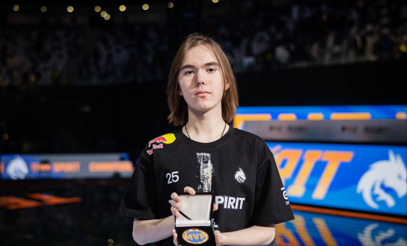 禁区触球 禁区触球