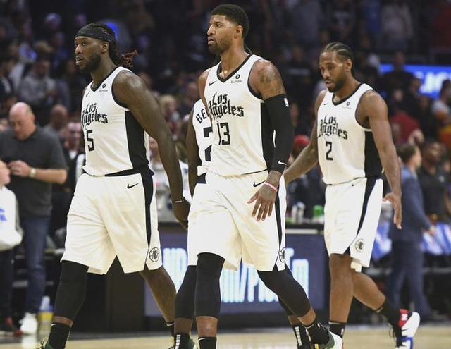 一个小型 一个小型