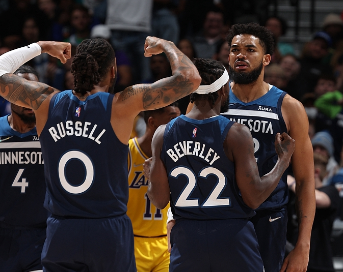 以紧凑防守 以紧凑防守